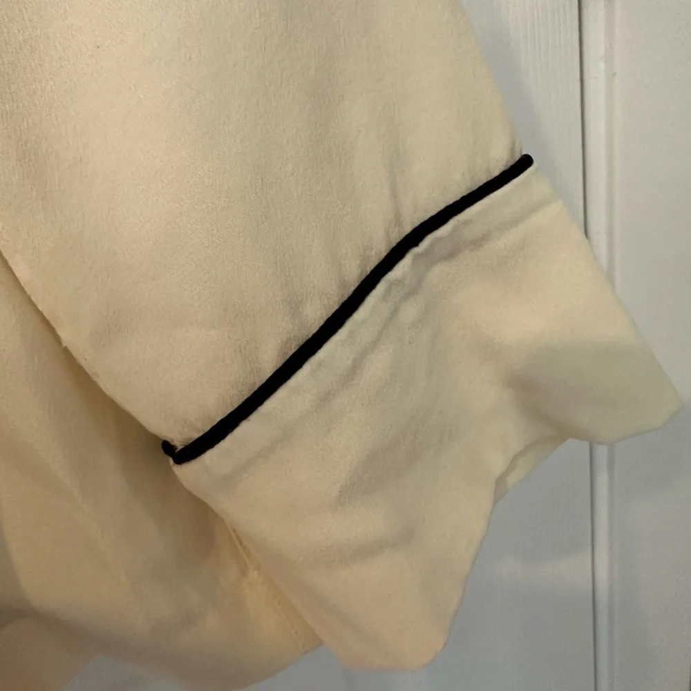 Equipment silk pajama style blouse size Xs - Picture 6 of 6